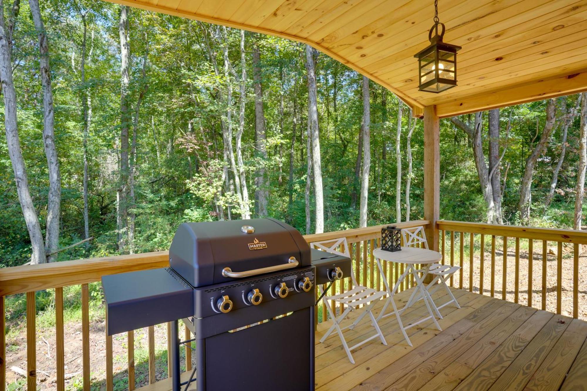 Lakeside Trenton Cabin On 7-Acre Property! Exterior photo