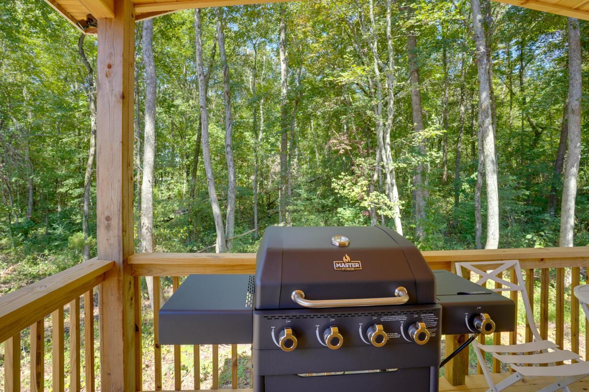 Lakeside Trenton Cabin On 7-Acre Property! Exterior photo