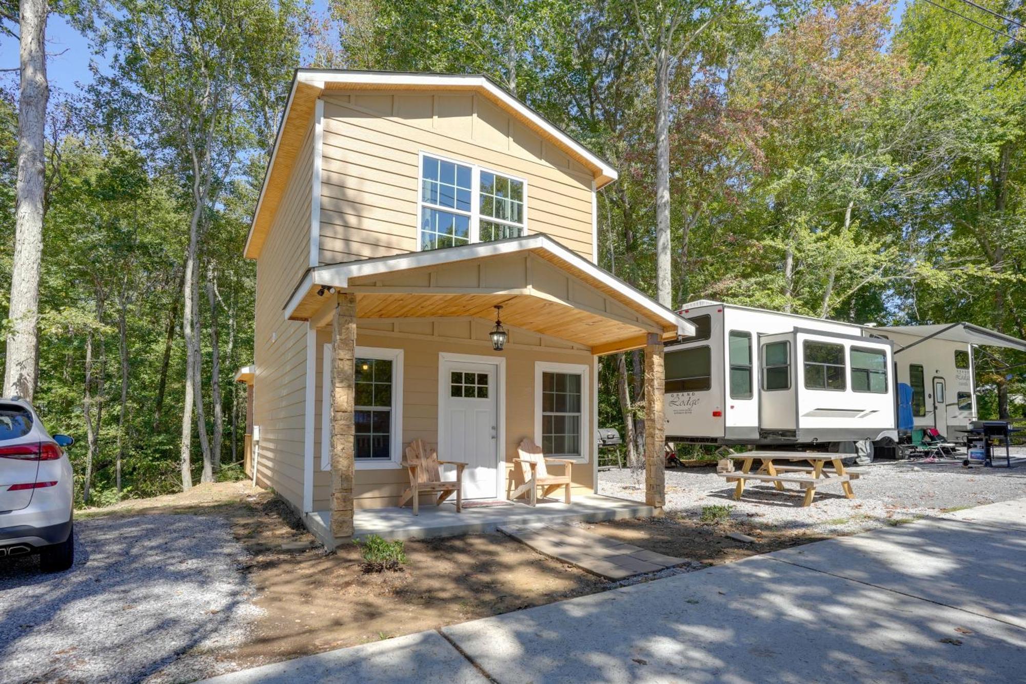 Lakeside Trenton Cabin On 7-Acre Property! Exterior photo